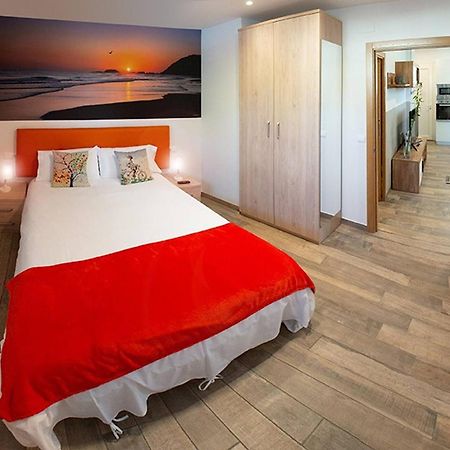Apartamentos Lurralde 扎鲁亚斯 外观 照片