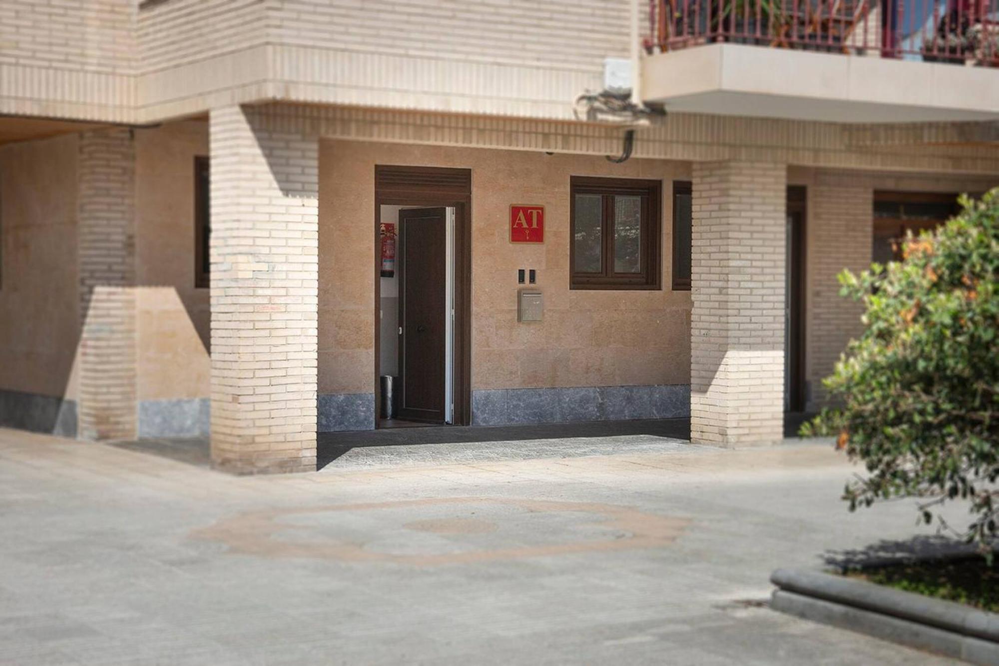 Apartamentos Lurralde 扎鲁亚斯 外观 照片