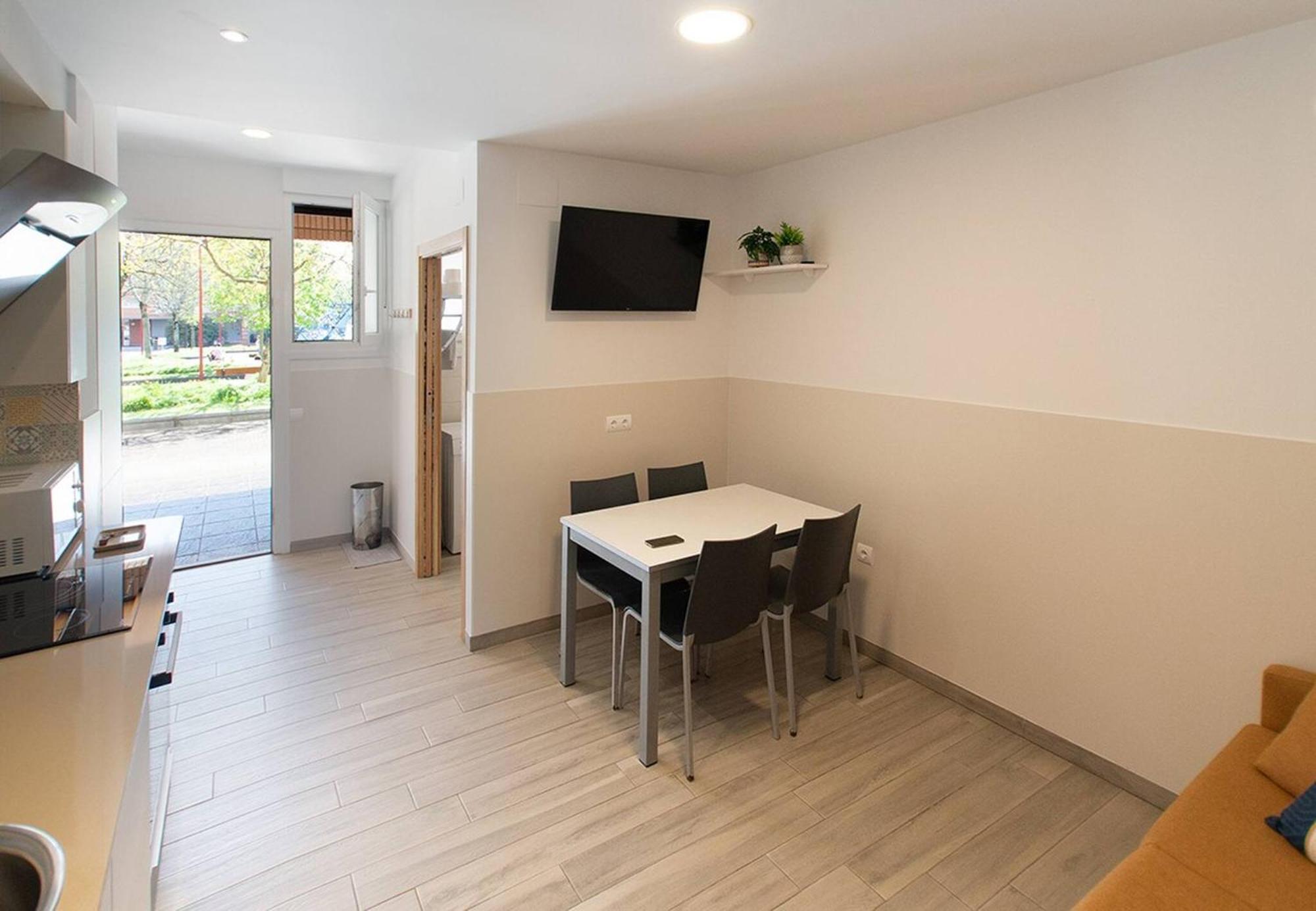 Apartamentos Lurralde 扎鲁亚斯 外观 照片