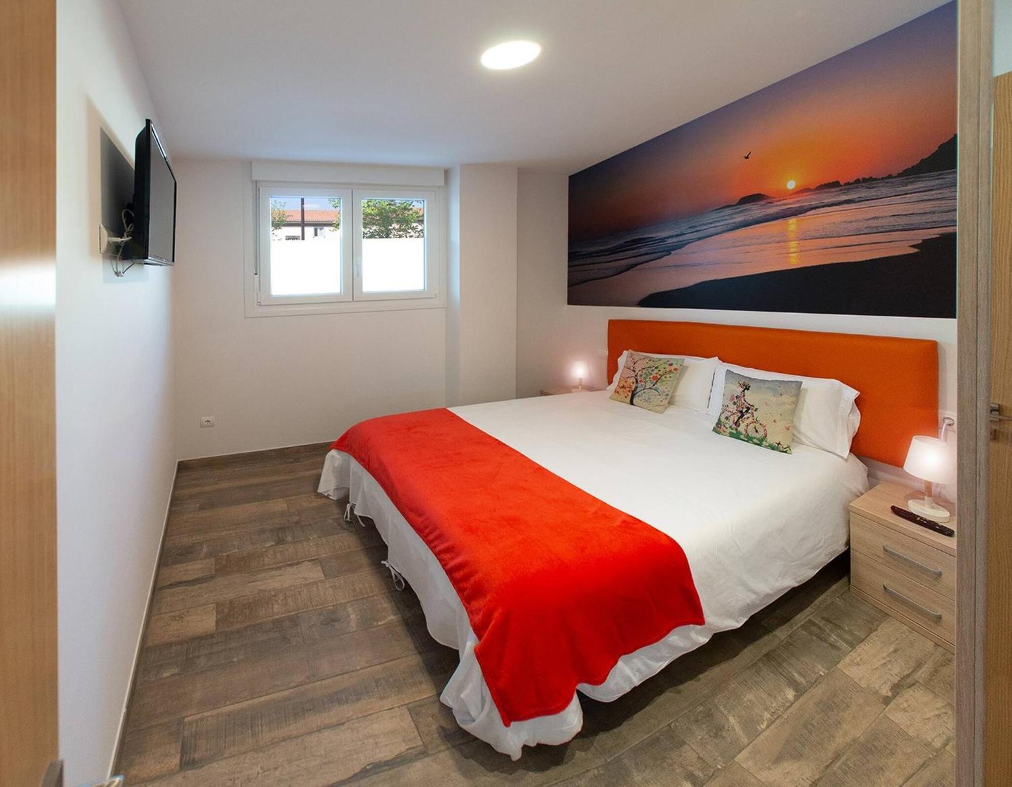 Apartamentos Lurralde 扎鲁亚斯 外观 照片